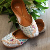 Colours of Sea & Sand Off-white Embroidered Jutti